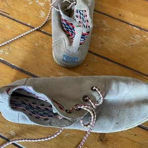 TOMS